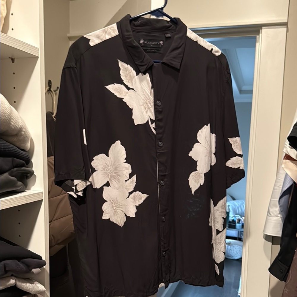 All Saints Black and White Floral Button-Up Bowling Shirt Size XL